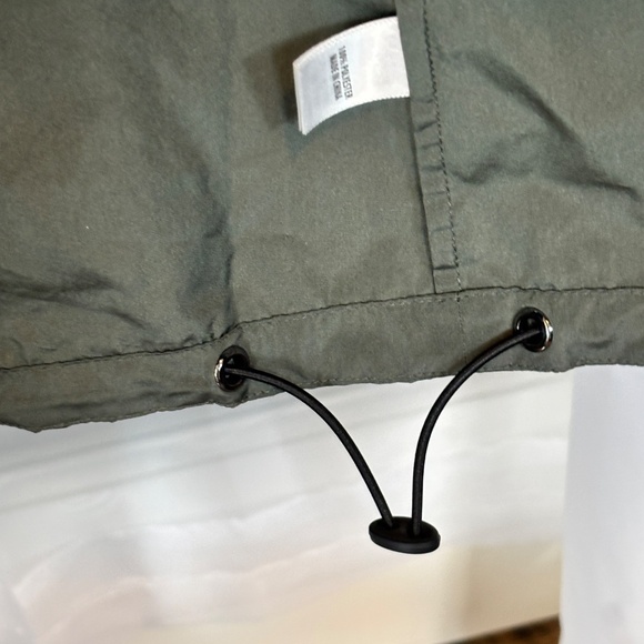 ST. JOHN SPORT DARK MINT OLIVE RAIN LIGHT COAT JACKET SIZE M - Picture 11 of 14